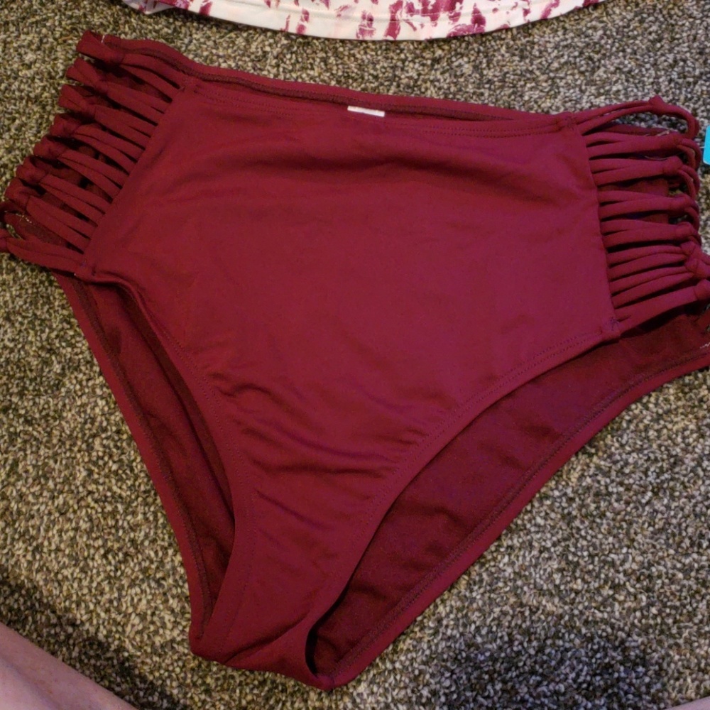 Swimsuit bottoms